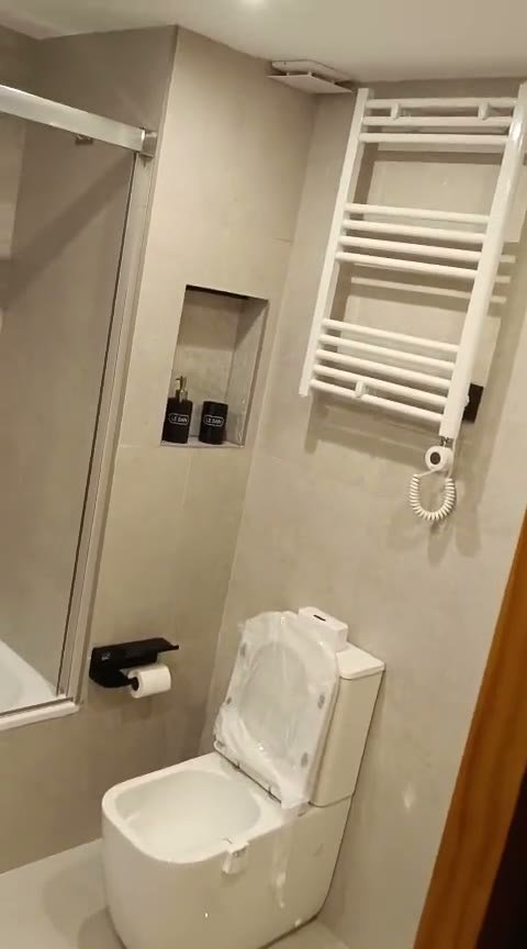 Fotograma de «El Baño Arena, terminado»