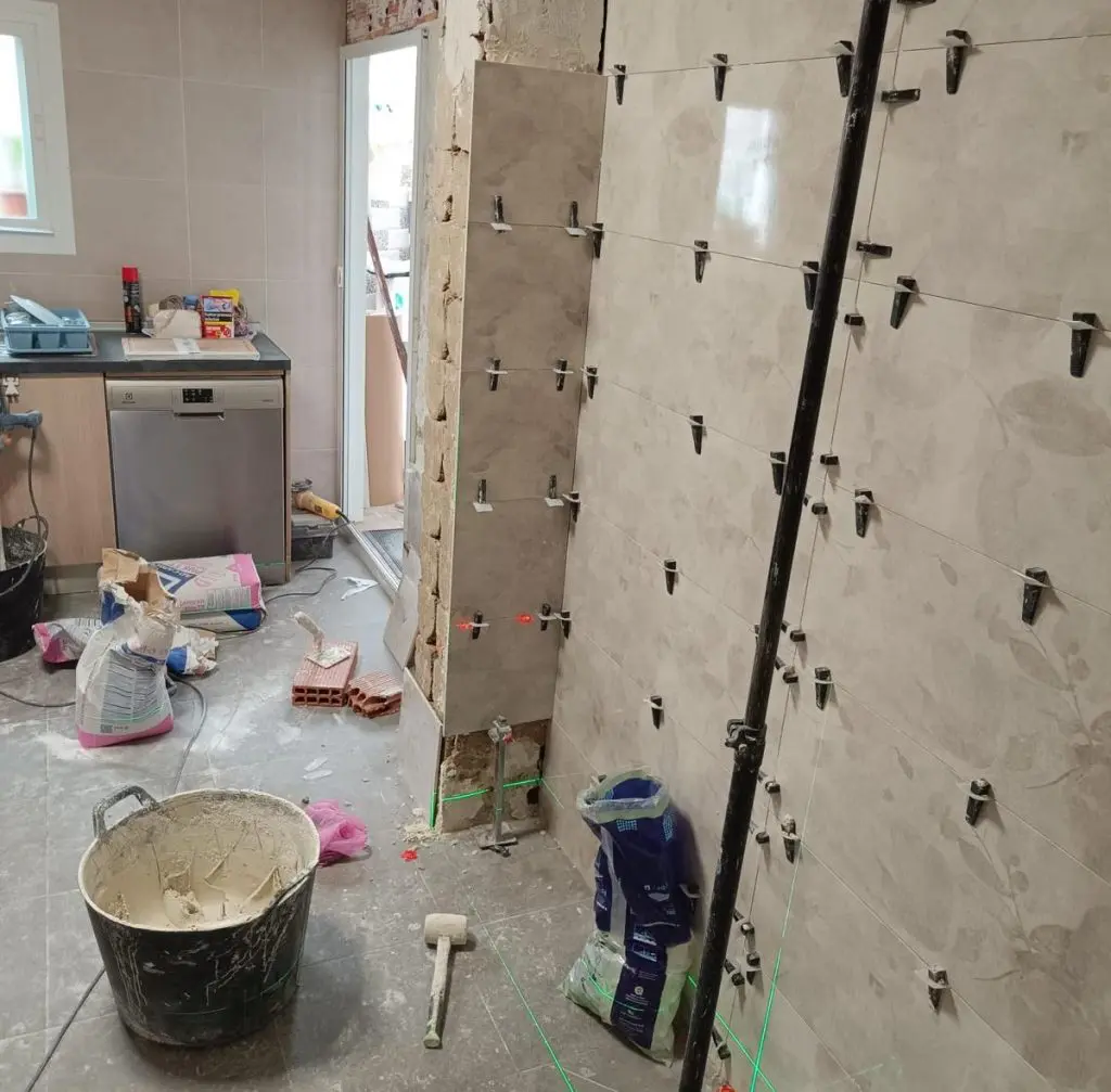 Reforma cocina 3o paso sin pared ni suelo