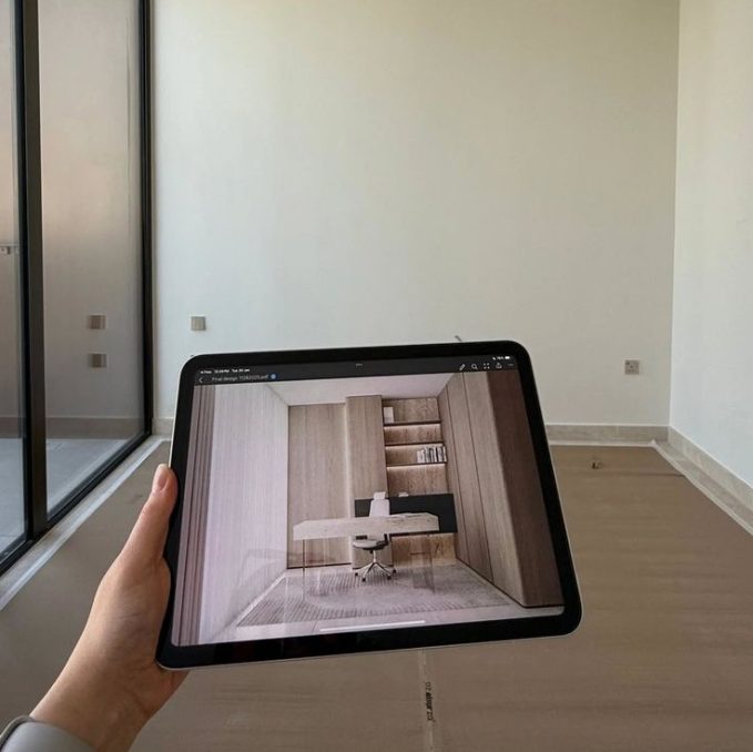 Arregla Mi Hogar reforma de despacho en Alicante con interiorismo funcional, Decoración con impresión 3D, materiales de alta calidad y acabado profesional para crear un espacio de trabajo cómodo y personalizado.