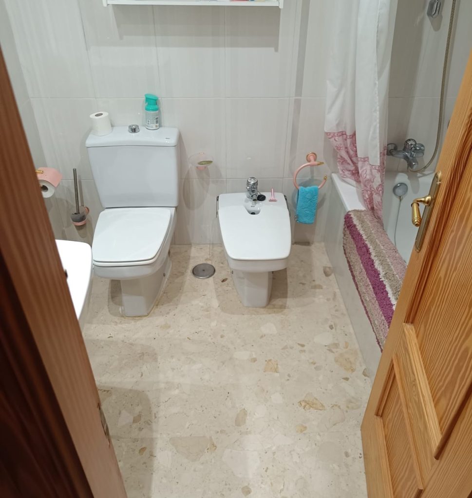 inicio reforma baño pequeño